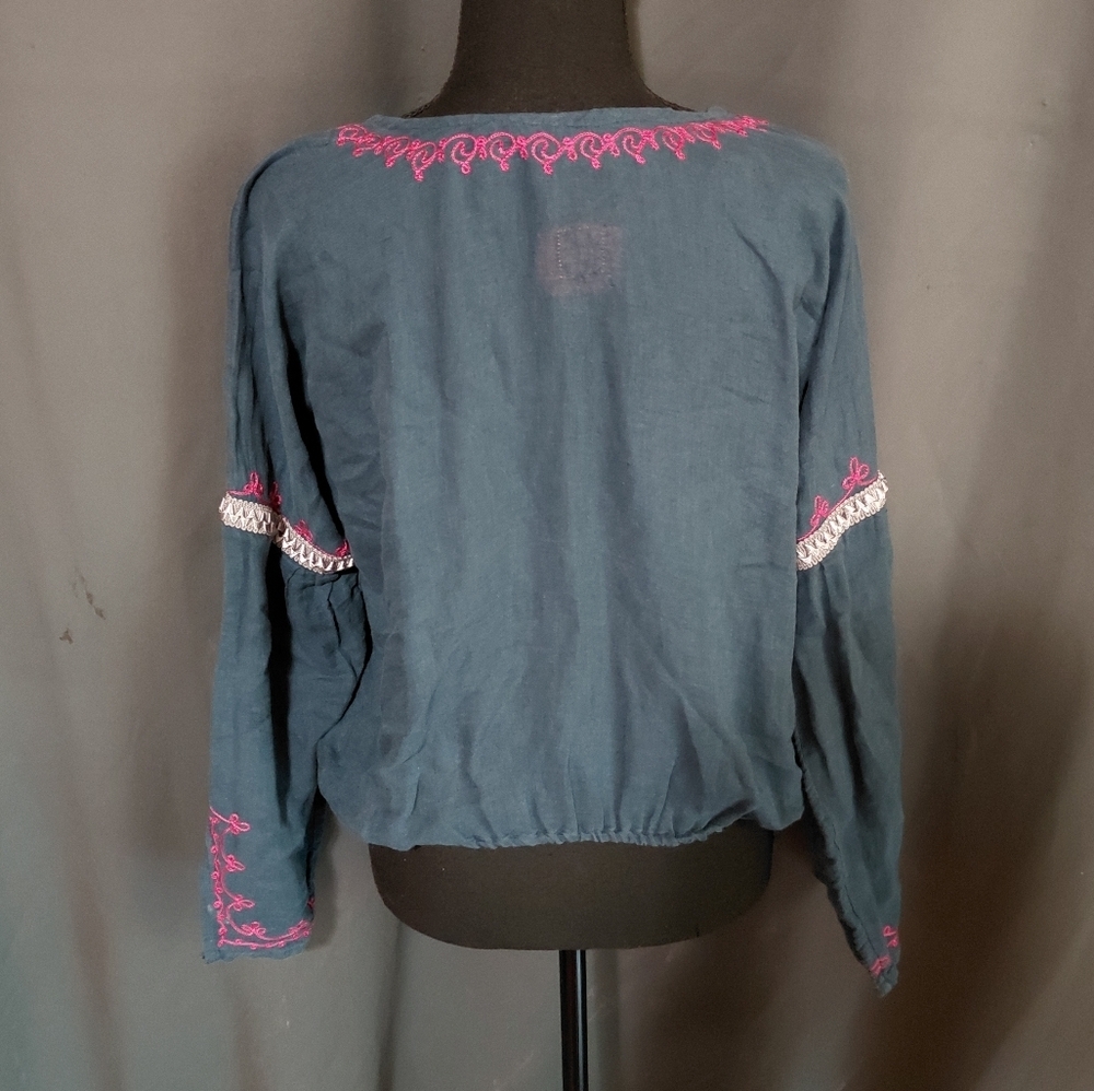 Free People Blue & Pink Boho Embroidered Ribbon Top Size XS - Picture 2 of 8